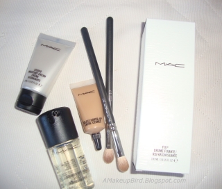 mac-mini-haul-mac-fix-spray-mac-select-cover-up-mac-217-brush-mac-oil-makeup-remover-moisturizing cream